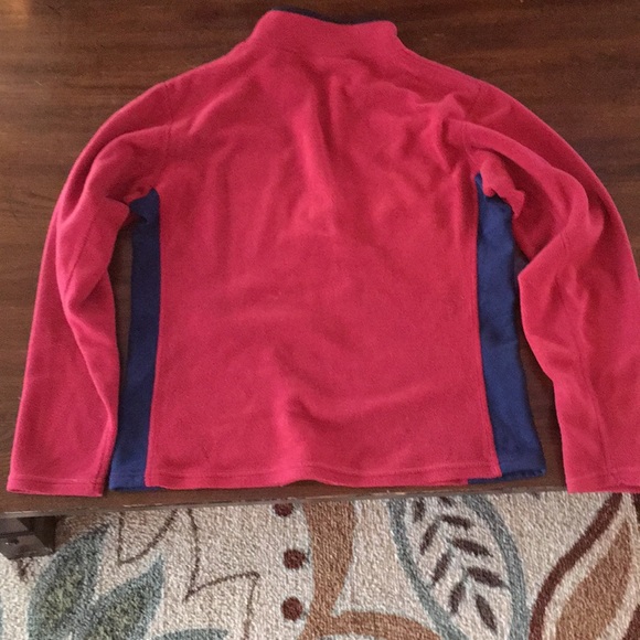 Women’s Northface 1/4 zip size med - Picture 4 of 4